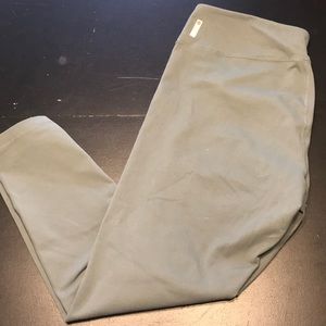 EUC Size Large Zella Leggings
